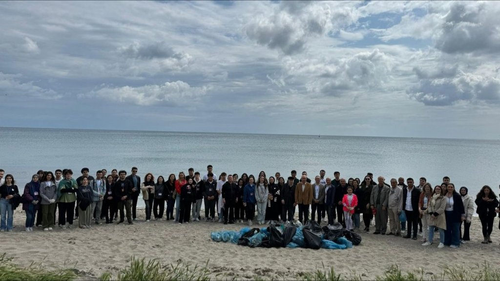 Kadir Has Üniversitesi Resif34 Öğrenci Kulübü, imza etkinlikleri olan Kıyıfest’i bu sene Kadir Has Üniversitesi Silivri Teknopark’da gerçekleştirdi.
